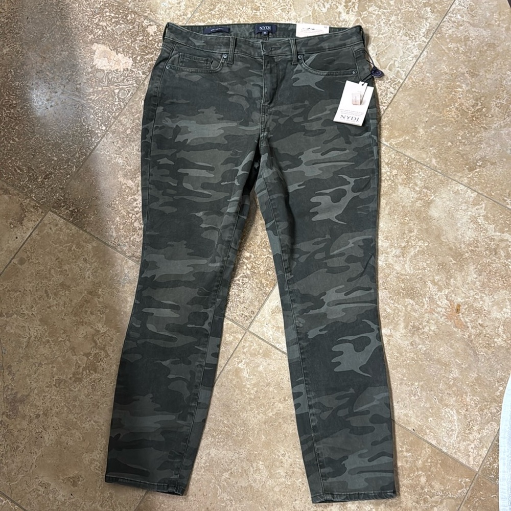 NYDJ Ami Skinny High Rise Stretch Slimming Compression Camo Print Jeans Size 12